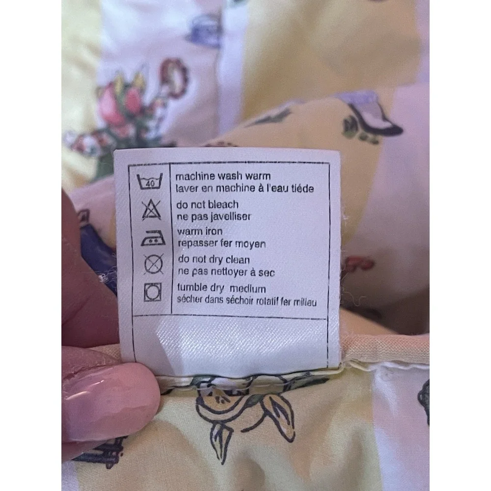 Laura‎ Ashley Mother & Child Crib Rabbits Yellow / White Comforter 35